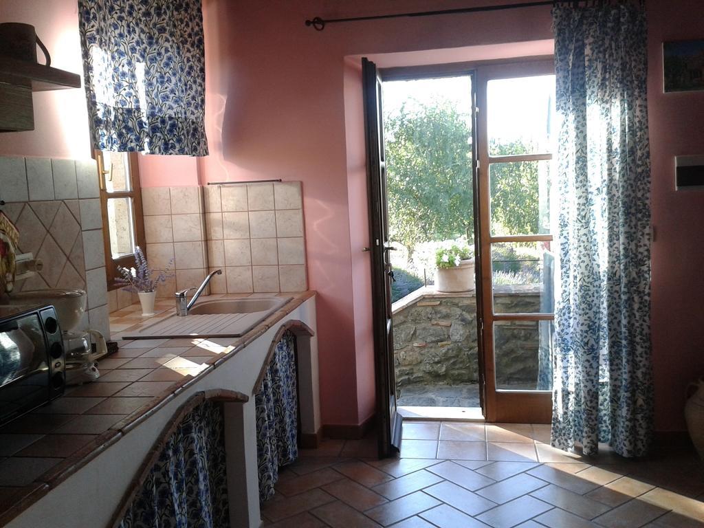 Agriturismo Cantinaccia Di Sopra ปีติญาโน ห้อง รูปภาพ