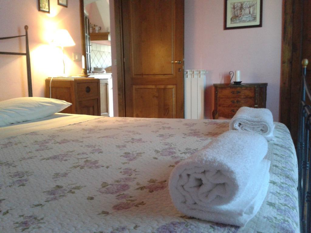 Agriturismo Cantinaccia Di Sopra ปีติญาโน ห้อง รูปภาพ